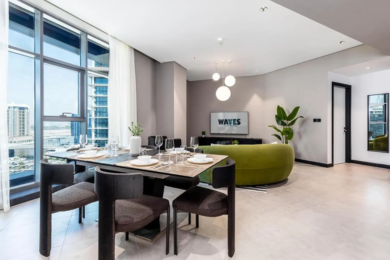 Waves Holiday Homes - 15 Northside, Tower 1, Two Bedroom Dubái 0*,